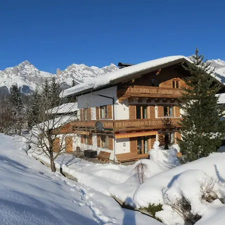 Haus Stegen *